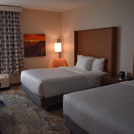 Отель La Quinta By Wyndham Flagstaff East I-40 Экстерьер фото