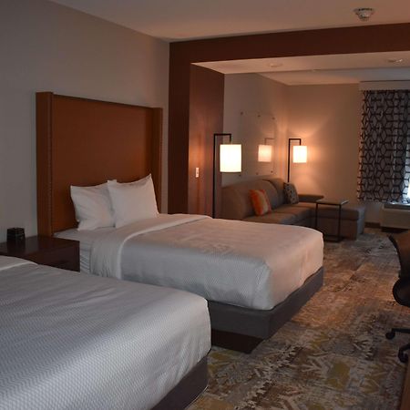 Отель La Quinta By Wyndham Flagstaff East I-40 Экстерьер фото