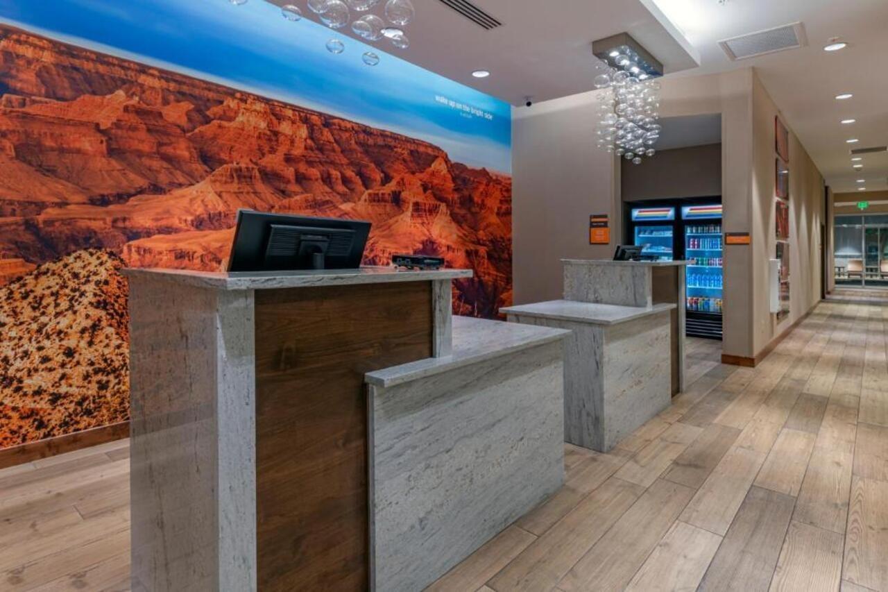 Отель La Quinta By Wyndham Flagstaff East I-40 Экстерьер фото