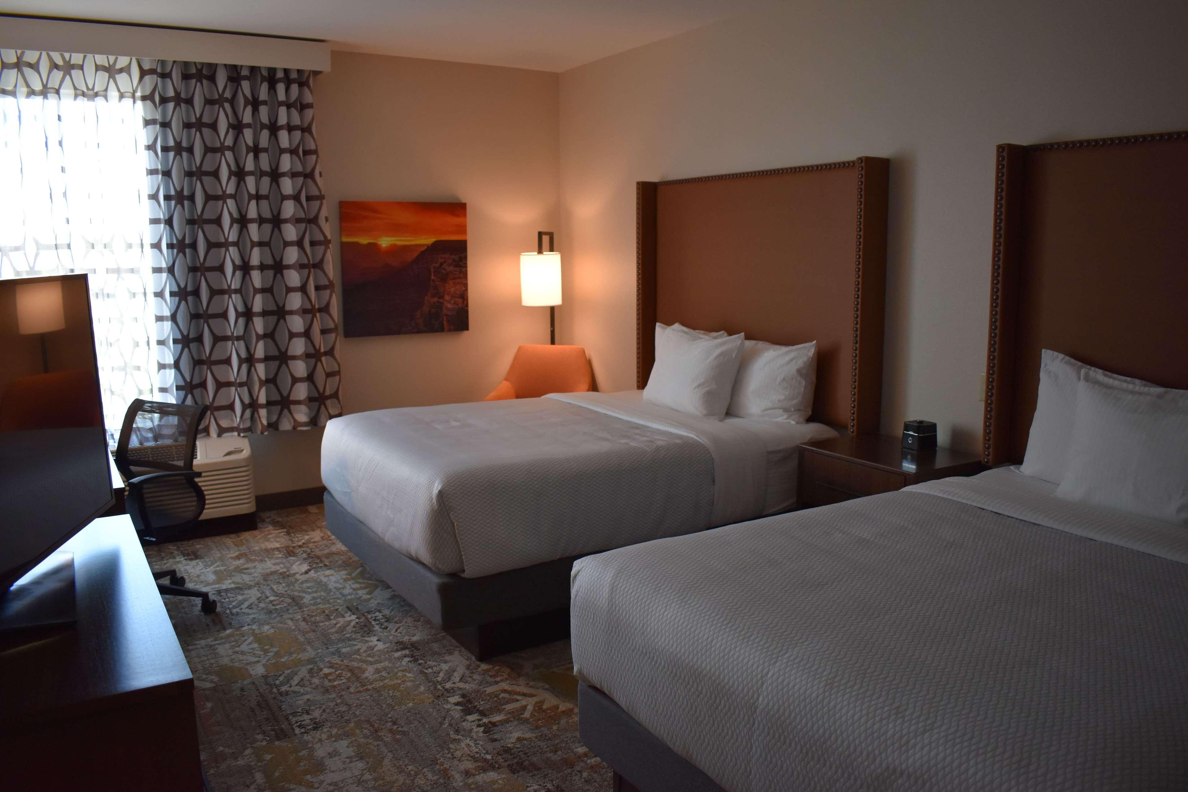 Отель La Quinta By Wyndham Flagstaff East I-40 Экстерьер фото