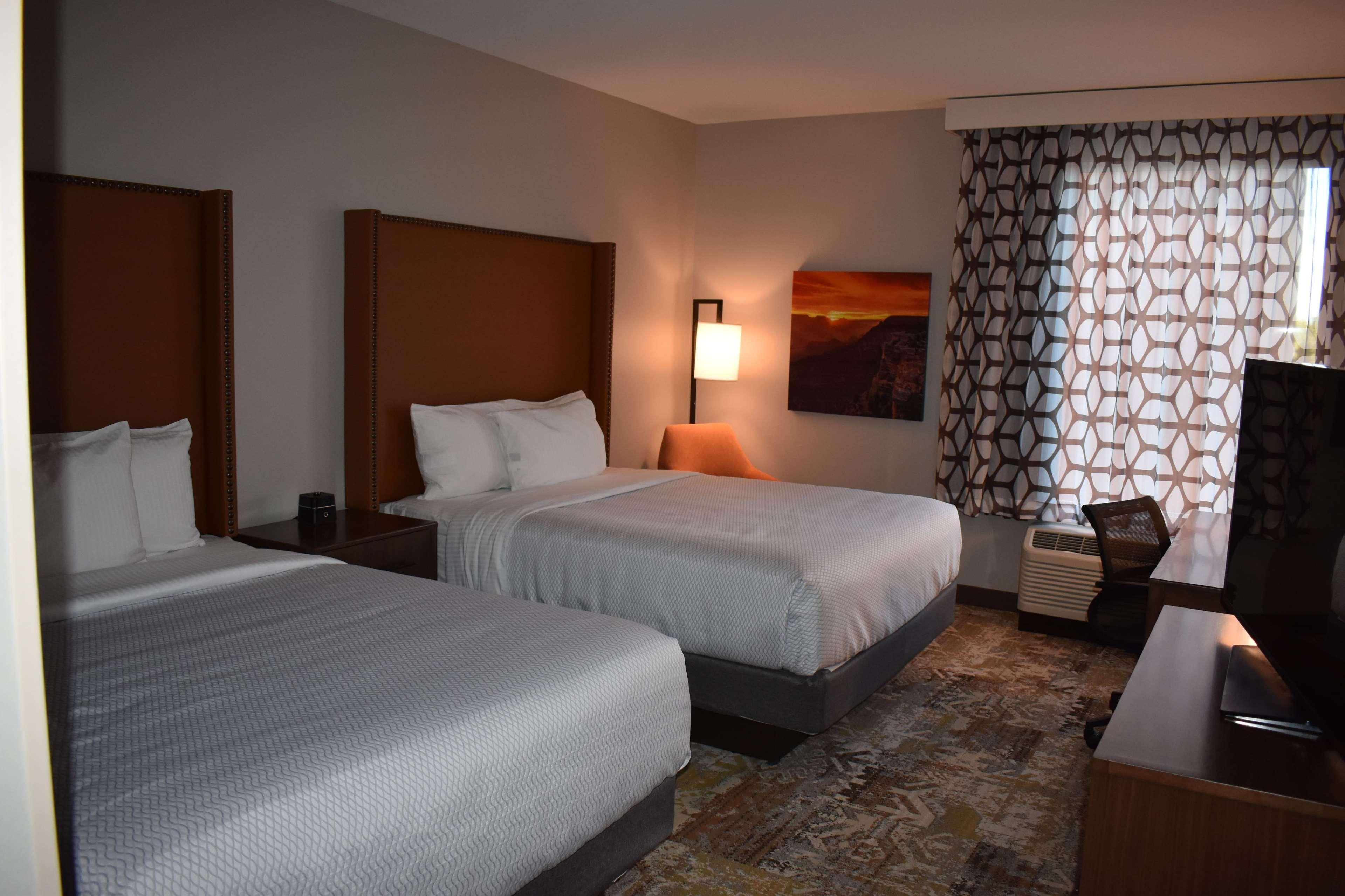 Отель La Quinta By Wyndham Flagstaff East I-40 Экстерьер фото