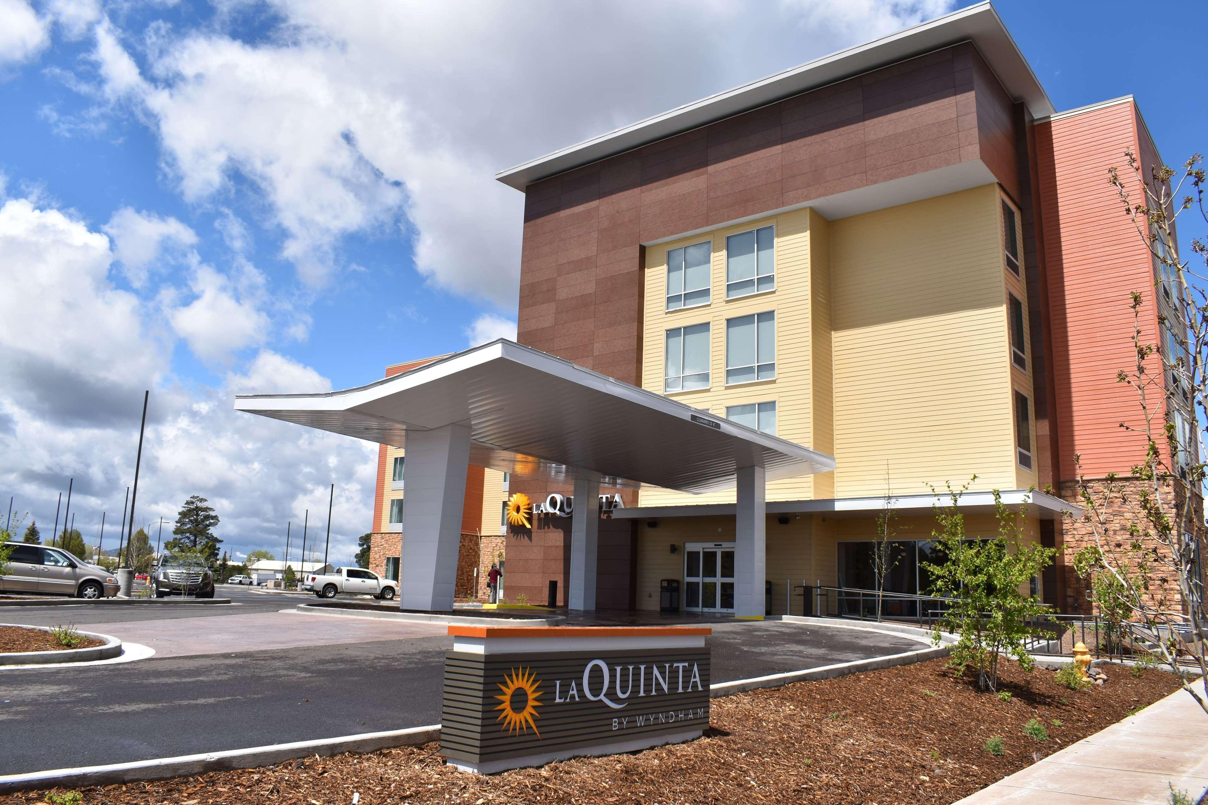 Отель La Quinta By Wyndham Flagstaff East I-40 Экстерьер фото