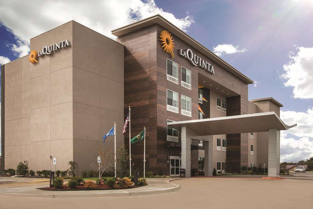 Отель La Quinta By Wyndham Flagstaff East I-40 Экстерьер фото